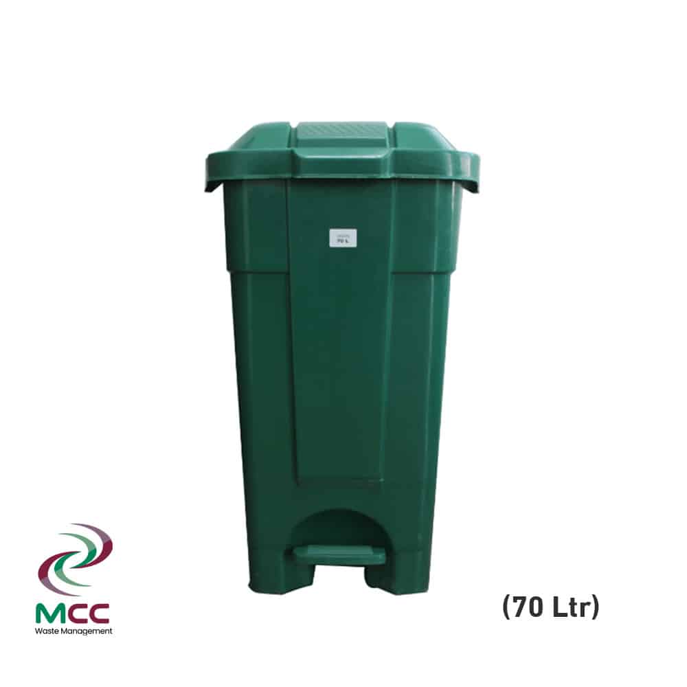 70 LTR green plastic trash bin W/2 Wheels, Lid & Pedal